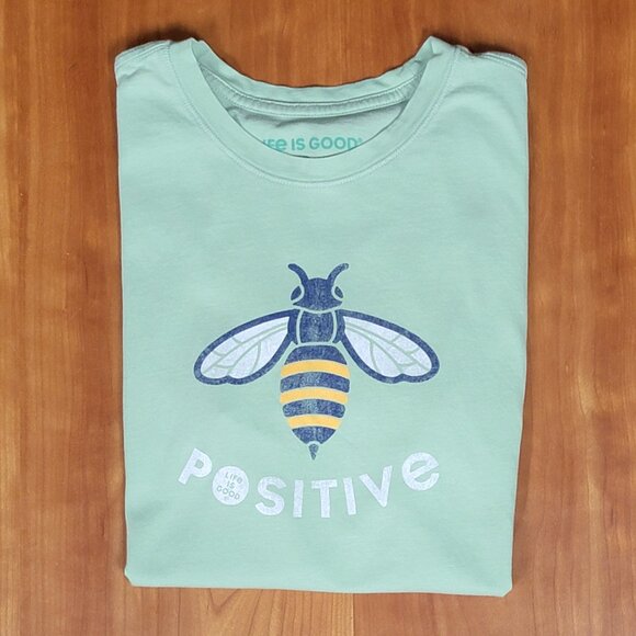 Life is Good Light Green Short Sleeve Crew Neck Bee 🐝Positive Tee - S - Picture 4 of 7